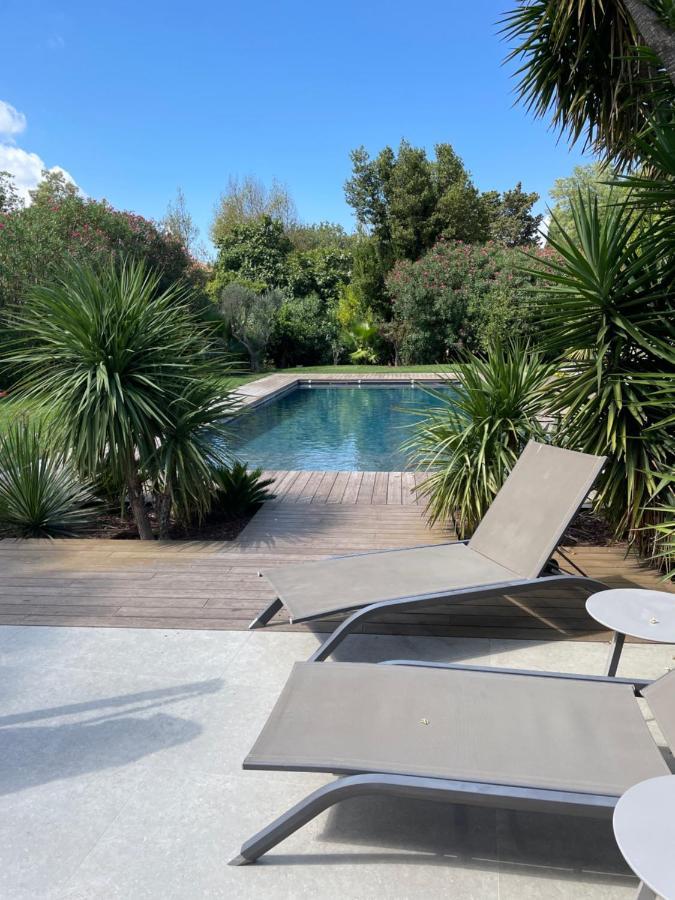 Le Mas De La Dame Bed & Breakfast Saint Tropez Bagian luar foto